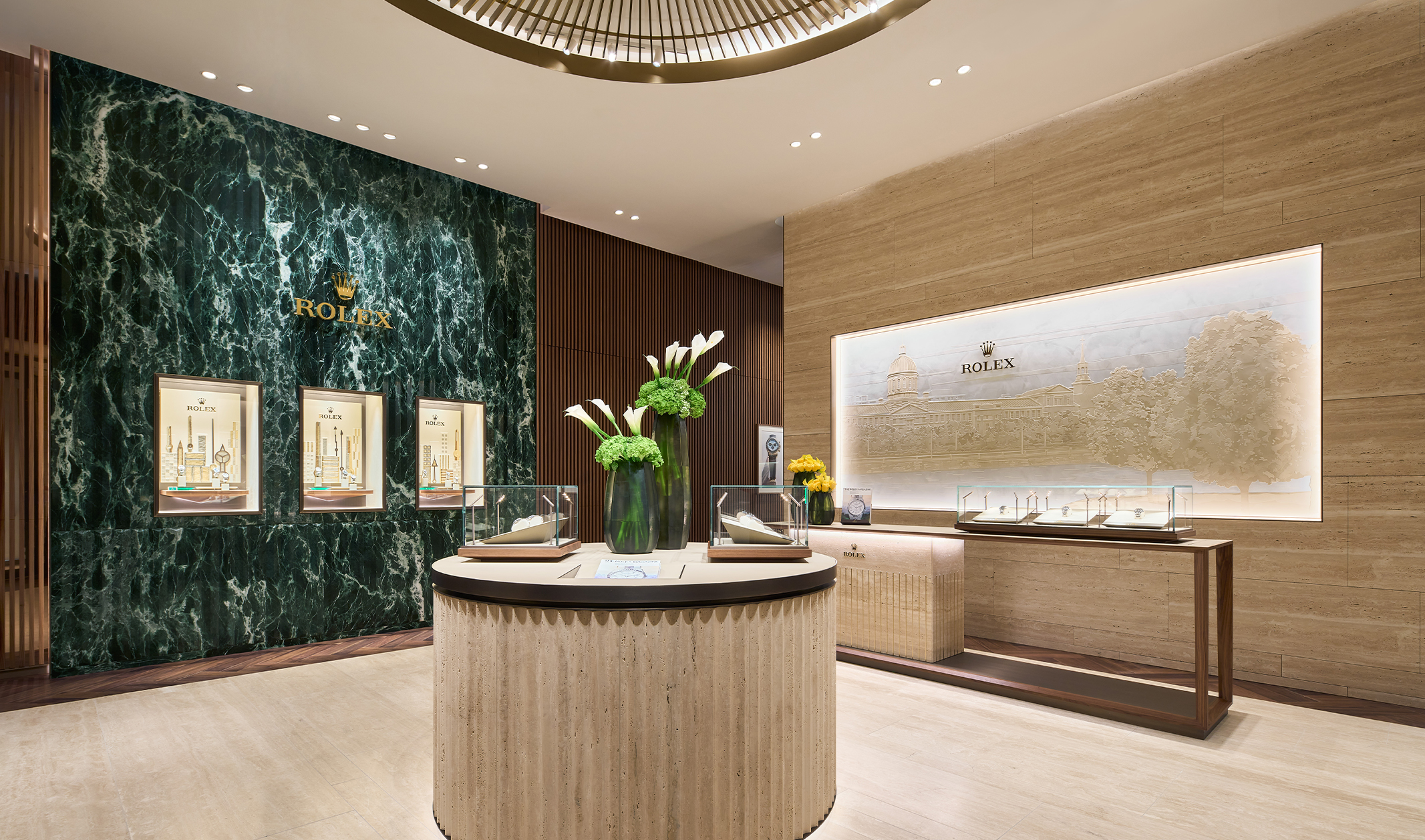 photo of Rolex Boutique - Montréal,<br>Royalmount Mall location